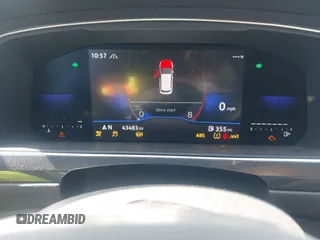 2022 Volkswagen Tiguan SE с VIN 3VV2B7AX1NM165598, выставлен на аукционе IAAI как лот 42321305 с пробегом 43 483 миль миль и . История ставок и продаж доступна на DreamBid. Изображение 7.