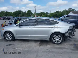 2015 Ford Fusion SE with VIN 3FA6P0H70FR141768, listed as a IAAI auction lot 42085851 with 134,844 mi miles. Bid and sale history available at carsss.com. Image 15.