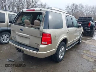 2005 Ford Explorer Limited with VIN 1FMZU75W55UA31984, listed as a IAAI auction lot 41527771 with 238,370 mi miles and . Bid and sale history available at DreamBid. Image 4.