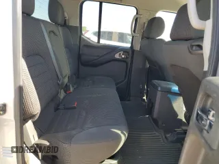 2005 Nissan Frontier LE z VIN 1N6AD07W95C443995, wystawiony jako Copart lot #61102285 z przebiegiem 248 740 mil mil oraz Czysty tytuł • Clean title. Historia ofert i sprzedaży dostępna na DreamBid. Obrazek 10.