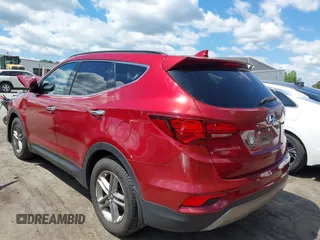 2017 Hyundai Santa Fe 2.4L с VIN 5XYZUDLB5HG430225, выставлен на аукционе IAAI как лот 42335166 с пробегом 56 346 миль миль и . История ставок и продаж доступна на DreamBid. Изображение 3.