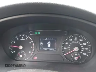 2016 Kia Sorento LX z VIN 5XYPGDA57GG037286, wystawiony jako IAAI lot #42479020 z przebiegiem 197 478 mil mil oraz . Historia ofert i sprzedaży dostępna na DreamBid. Obrazek 7.