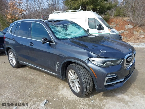 2019 BMW X5 xDrive40i with VIN 5UXCR6C55KLL27667, listed as a IAAI auction lot 41696852 with 55,387 mi miles. Bid and sale history available at carsss.com. Image 1.