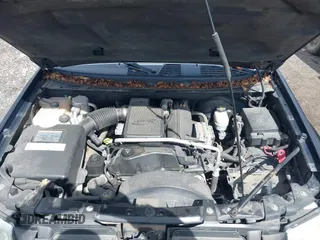 2005 GMC Envoy SLE with VIN 1GKDT13S552212811, listed as a IAAI auction lot 41996953 with 147,896 mi miles. Bid and sale history available at carsss.com. Image 10.