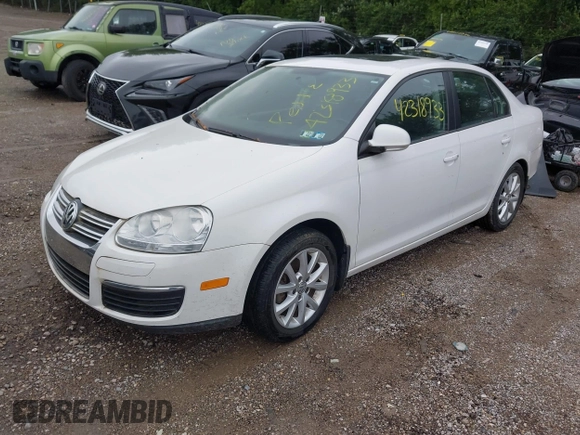 2010 Volkswagen Jetta SE with VIN 3VWRZ7AJ4AM109957, listed as a IAAI auction lot 42318933 with 102,532 mi miles and . Bid and sale history available at DreamBid. Image 2.