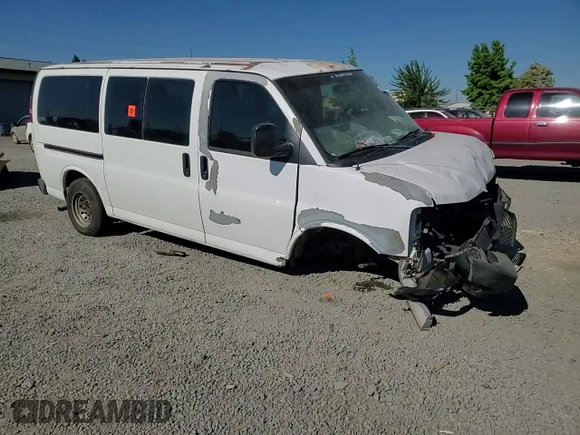2007 Chevrolet Express Passenger z VIN 1GAHG35U271208048, wystawiony jako Copart lot #62064964 z przebiegiem Nie podano mil oraz Szkoda całkowita • Salvage title. Historia ofert i sprzedaży dostępna na DreamBid. Obrazek 11.