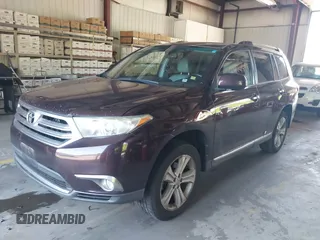 2012 Toyota Highlander Limited with VIN 5TDDK3EH3CS098180, listed as a IAAI auction lot 42474499 with 234,346 mi miles and . Bid and sale history available at DreamBid. Image 2.