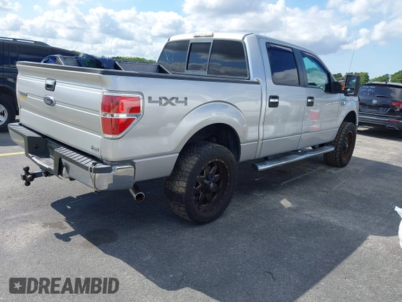 2010 Ford F-150 XL z VIN 1FTFW1EV3AFB95996, wystawiony jako IAAI lot #41496697 z przebiegiem 240 478 mil mil oraz . Historia ofert i sprzedaży dostępna na DreamBid. Obrazek 4.