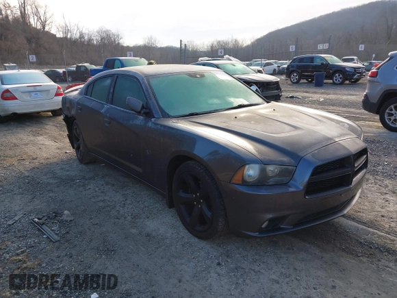 2014 Dodge Charger SXT with VIN 2C3CDXHG1EH115998, listed as a IAAI auction lot 41661367 with 155,327 mi miles. Bid and sale history available at carsss.com. Image 1.