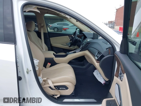 2020 Acura RDX Advance with VIN 5J8TC2H72LL022362, listed as a IAAI auction lot 41254692 with 18,739 mi miles and . Bid and sale history available at DreamBid. Image 5.