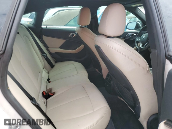 2021 BMW 2 Series 228i xDrive z VIN WBA73AK08M7G68943, wystawiony jako Copart lot #52012645 z przebiegiem 82 395 mil mil oraz Nie do naprawy • Non repairable. Historia ofert i sprzedaży dostępna na DreamBid. Obrazek 10.