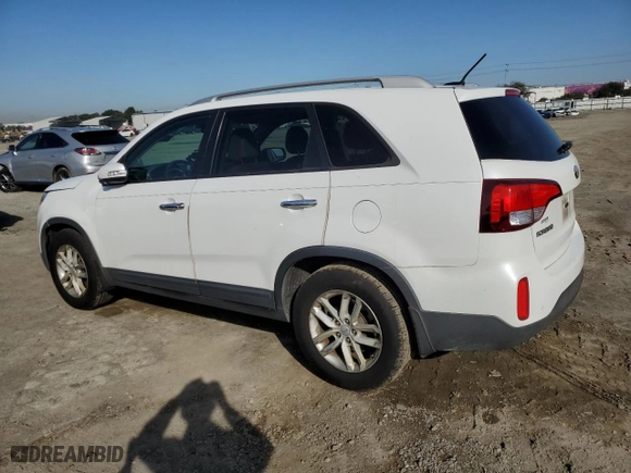 2015 Kia Sorento LX with VIN 5XYKT4A66FG558450, listed as a Copart auction lot 45360715 with 179,282 mi miles and Salvage Title. Bid and sale history available at carsss.com. Image 2.