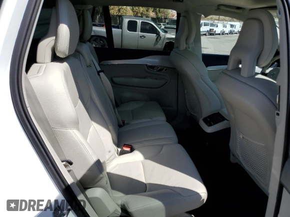2018 Volvo XC90 Momentum with VIN YV4102CK1J1337654, listed as a Copart auction lot 60894804 with 34,224 mi miles and Salvage Title. Bid and sale history available at carsss.com. Image 11.