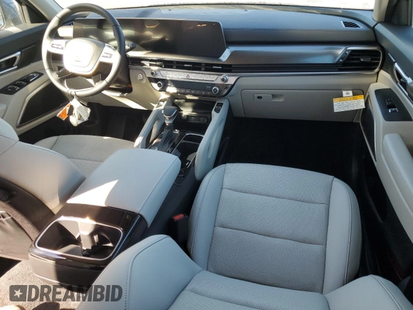 2025 Kia Telluride S with VIN 5XYP64GC1SG569196, listed as a Copart auction lot 81035284 with Not Provided miles and Salvage Title. Bid and sale history available at DreamBid. Image 8.
