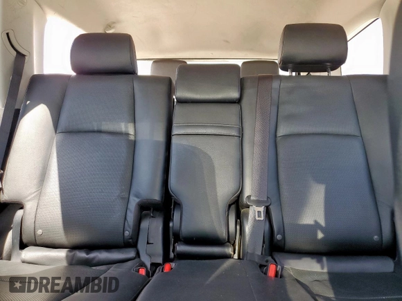 2020 Toyota 4Runner SR5 with VIN JTEZU5JR0L5220926, listed as a Copart auction lot 57238995 with 49,362 mi miles and Salvage title. Bid and sale history available at DreamBid. Image 10.