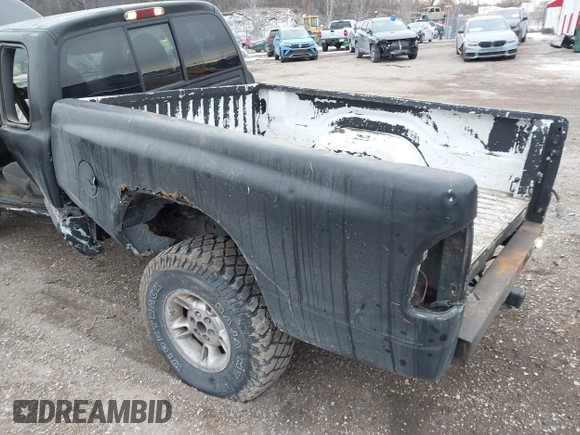 1999 Dodge Dakota SLT with VIN 1B7GG22Y6XS231301, listed as a IAAI auction lot 41427598 with Not Provided miles and . Bid and sale history available at carsss.com. Image 6.