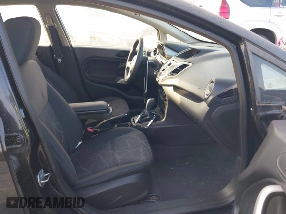 2011 Ford Fiesta SE with VIN 3FADP4BJ1BM216925, listed as a IAAI auction lot 41407030 with 108,459 mi miles. Bid and sale history available at carsss.com. Image 5.