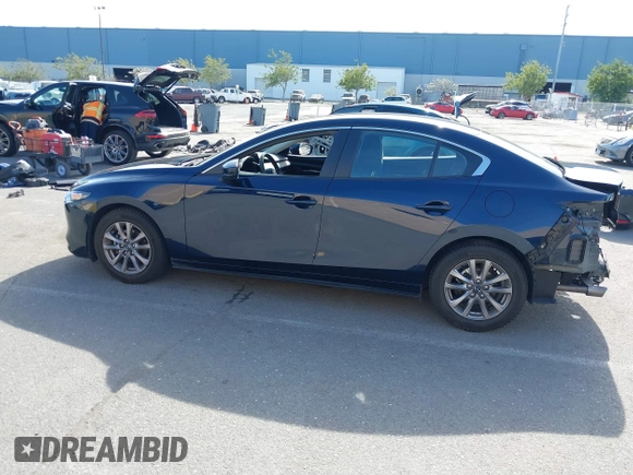 2021 Mazda Mazda3 Sedan 2.5 S with VIN JM1BPAAL4M1320621, listed as a IAAI auction lot 41867284 with 49,031 mi miles. Bid and sale history available at carsss.com. Image 15.