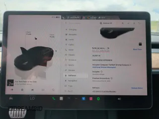 2023 Tesla Model 3 Performance z VIN 5YJ3E1ECXPF628019, wystawiony jako Copart lot #53554215 z przebiegiem 22 557 mil mil oraz Szkoda całkowita • Salvage title. Historia ofert i sprzedaży dostępna na DreamBid. Obrazek 9.