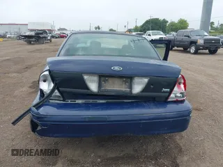 2010 Ford Police Interceptor z VIN 2FABP7BV8AX117615, wystawiony jako IAAI lot #42204261 z przebiegiem Nie podano mil oraz . Historia ofert i sprzedaży dostępna na DreamBid. Obrazek 15.