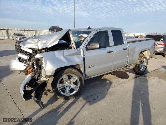 2019 Chevrolet Silverado 1500 LD Custom with VIN 2GCRCMEC1K1236186, listed as a Copart auction lot 82668784 with 59,993 mi miles and Salvage Title. Bid and sale history available at carsss.com. Image 1.
