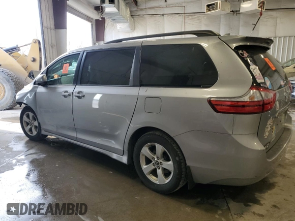 2018 Toyota Sienna LE Auto Access Seat with VIN 5TDKZ3DC5JS908821, listed as a Copart auction lot 52030575 with 78,114 mi miles and Non Repairable. Bid and sale history available at carsss.com. Image 2.
