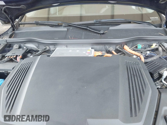 2021 Audi e-tron Premium Plus with VIN WA1LAAGE4MB038563, listed as a IAAI auction lot 42422063 with 31,645 mi miles and . Bid and sale history available at DreamBid. Image 10.