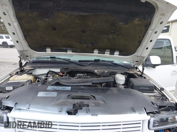 2003 Chevrolet Tahoe LS with VIN 1GNEC13Z73R126800, listed as a IAAI auction lot 41848636 with 267,234 mi miles and . Bid and sale history available at DreamBid. Image 10.
