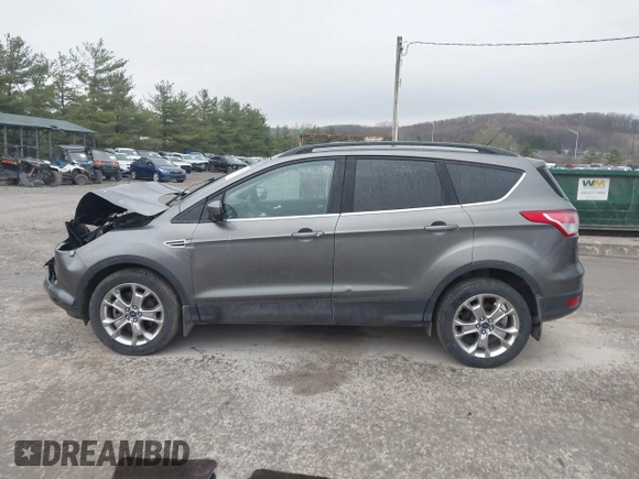 2014 Ford Escape SE with VIN 1FMCU9G9XEUB25240, listed as a IAAI auction lot 41936183 with 60,389 mi miles. Bid and sale history available at carsss.com. Image 15.