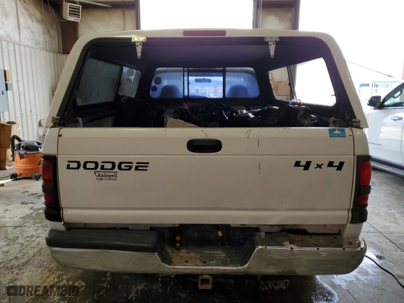 2000 Dodge Ram 1500 with VIN 1B7HF16Z4YS596159, listed as a Copart auction lot 67045704 with 151,822 mi miles and Clean Title. Bid and sale history available at carsss.com. Image 6.