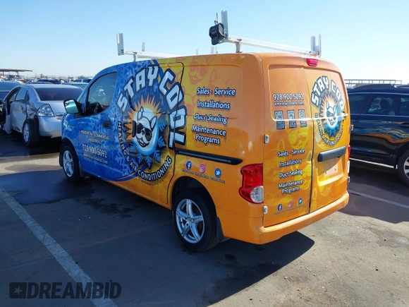 2020 Nissan NV200 S with VIN 3N6CM0KN2LK699541, listed as a IAAI auction lot 42073555 with 117,703 mi miles and . Bid and sale history available at DreamBid. Image 3.