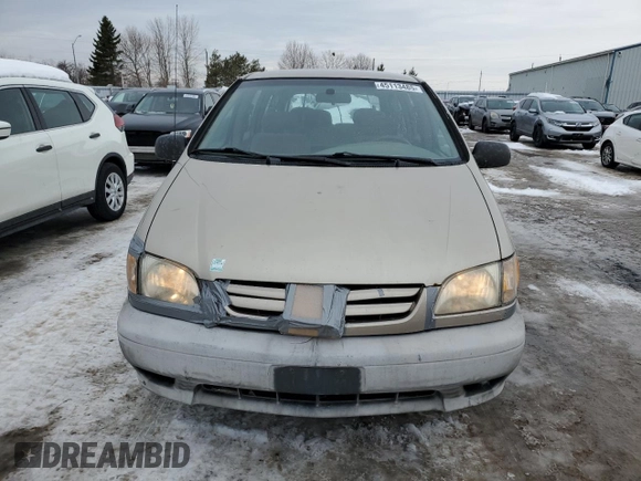 2001 Toyota Sienna CE with VIN 4T3ZF19C11U358813, listed as a Copart auction lot 45113485 with 189,763 mi miles and Clean Title. Bid and sale history available at carsss.com. Image 5.