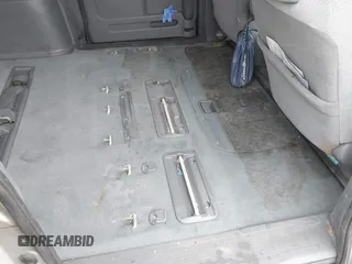 2006 Honda Odyssey LX with VIN 5FNRL38206B129663, listed as a IAAI auction lot 40978284 with 290,666 mi miles. Bid and sale history available at carsss.com. Image 8.
