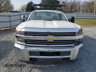 2015 Chevrolet Silverado 1500 with VIN 1GB0CUEG9FZ521974, listed as a Copart auction lot 48957935 with 192,714 mi miles and Salvage Title. Bid and sale history available at DreamBid. Image 5.