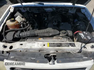 2001 Ford Ranger XL z VIN 1FTYR10D71PB77672, wystawiony jako Copart lot #56221145 z przebiegiem 267 375 mil mil oraz Nie do naprawy • Non repairable. Historia ofert i sprzedaży dostępna na DreamBid. Obrazek 13.