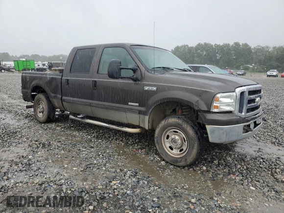2006 Ford Super Duty F-250 XL with VIN 1FTSW21P96EA72518, listed as a Copart auction lot 70976864 with 223,032 mi miles and Salvage Title. Bid and sale history available at carsss.com. Image 4.