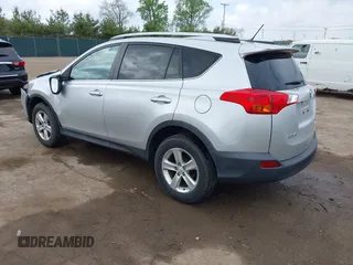 2013 Toyota RAV4 XLE with VIN 2T3RFREV8DW018889, listed as a IAAI auction lot 42249061 with 193,110 mi miles and . Bid and sale history available at DreamBid. Image 3.