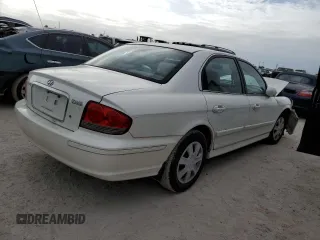 2005 Hyundai Sonata GL with VIN KMHWF25H05A181942, listed as a Copart auction lot 76684594 with 184,156 mi miles and Non Repairable. Bid and sale history available at carsss.com. Image 3.