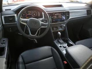 2023 Volkswagen Atlas SE with VIN 1V2KE2CA5PC226004, listed as a Copart auction lot 43184745 with 18,568 mi miles and Salvage title. Bid and sale history available at DreamBid. Image 8.