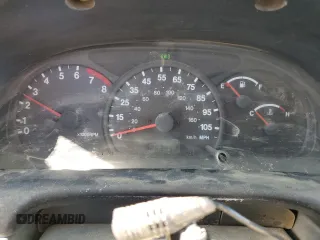 2000 Suzuki Vitara JX z VIN 2S3TD52V1Y6108459, wystawiony jako Copart lot #75526644 z przebiegiem 263 433 mil mil oraz Szkody całkowita. Historia ofert i sprzedaży dostępna na DreamBid. Obrazek 9.