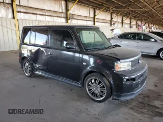 2006 Scion xB z VIN JTLKT324164042474, wystawiony jako Copart lot #58036215 z przebiegiem 147 611 mil mil oraz Szkody całkowita. Historia ofert i sprzedaży dostępna na DreamBid. Obrazek 4.