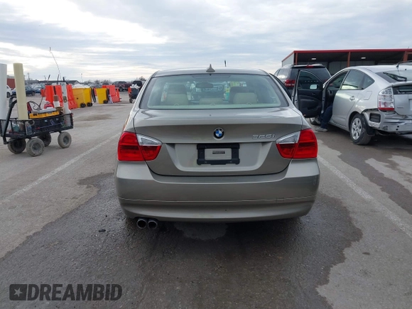 2008 BMW 3 Series 328i with VIN WBAVA33518K053136, listed as a IAAI auction lot 41640409 with 89,506 mi miles and . Bid and sale history available at DreamBid. Image 16.