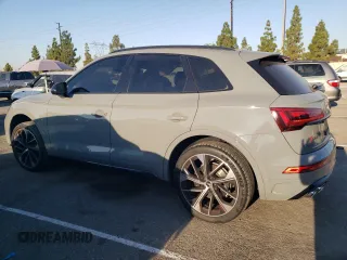 2021 Audi SQ5 Premium Plus with VIN WA1B4AFY0M2038350, listed as a Copart auction lot 70038294 with 31,724 mi miles and Salvage Title. Bid and sale history available at DreamBid. Image 2.