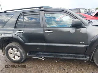 2006 Toyota 4Runner SR5 z VIN JTEZU14R968042179, wystawiony jako IAAI lot #42219773 z przebiegiem 242 217 mil mil oraz . Historia ofert i sprzedaży dostępna na DreamBid. Obrazek 14.