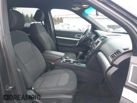 2017 Ford Explorer XLT z VIN 1FM5K8D85HGA57257, wystawiony jako IAAI lot #42439133 z przebiegiem 253 750 mil mil oraz . Historia ofert i sprzedaży dostępna na DreamBid. Obrazek 5.
