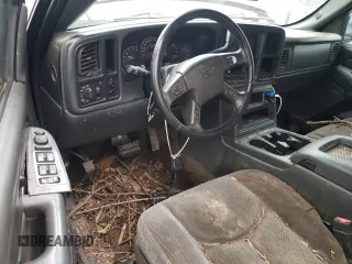 2006 Chevrolet Silverado 1500 LT1 with VIN 2GCEC13TX61211907, listed as a Copart auction lot 53746165 with 168,051 mi miles and Salvage Title. Bid and sale history available at carsss.com. Image 8.