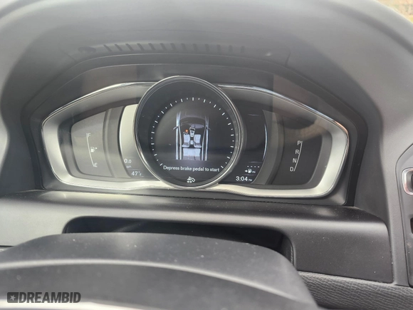 2016 Volvo XC60 T5 Drive-E Premier with VIN YV440MDK6G2846021, listed as a IAAI auction lot 41594973 with 1 mi miles. Bid and sale history available at carsss.com. Image 7.
