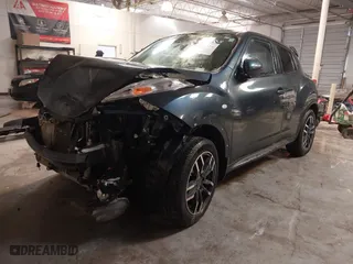 2014 Nissan Juke S with VIN JN8AF5MR3ET451491, listed as a IAAI auction lot 41325316 with 127,372 mi miles. Bid and sale history available at carsss.com. Image 18.