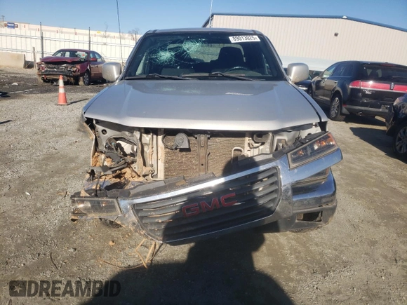 2010 GMC Canyon SLE1 with VIN 1GTJTCDE8A8105469, listed as a Copart auction lot 89013025 with 272,371 mi miles and Salvage Title. Bid and sale history available at carsss.com. Image 5.