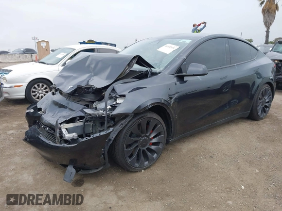 2024 Tesla Model Y Performance with VIN 7SAYGDEF7RF053265, listed as a IAAI auction lot 42132172 with 17,102 mi miles and . Bid and sale history available at DreamBid. Image 20.